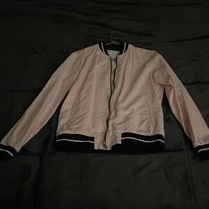 Pastel pink medium-sized men’s blazer from Denim & Flower.